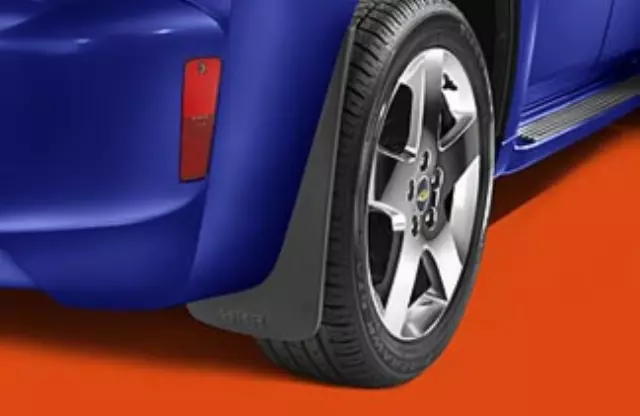 12499528 - Exterior: Splash Guards - Molded for GM Image