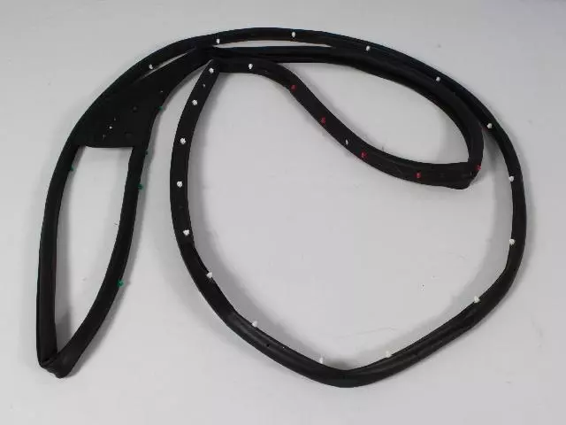 Weatherst - Mopar (68563583AC)