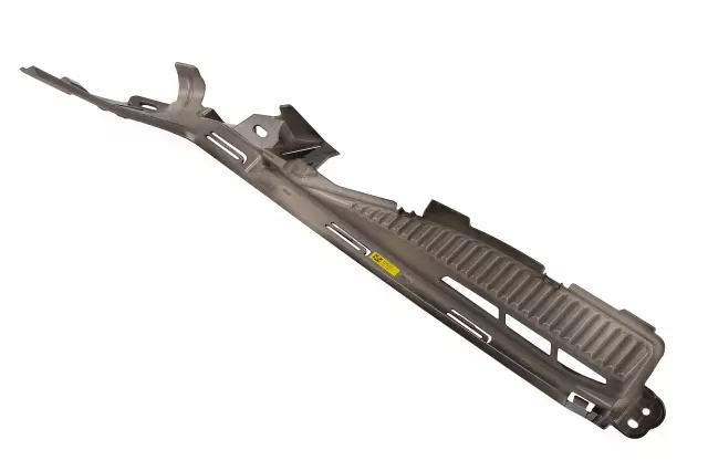 84801207 - : Grille for Cadillac: LYRIQ Image