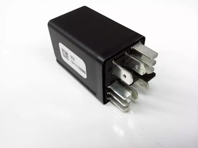 Accessory Power Relay - Volkswagen (5C0-951-253-A)