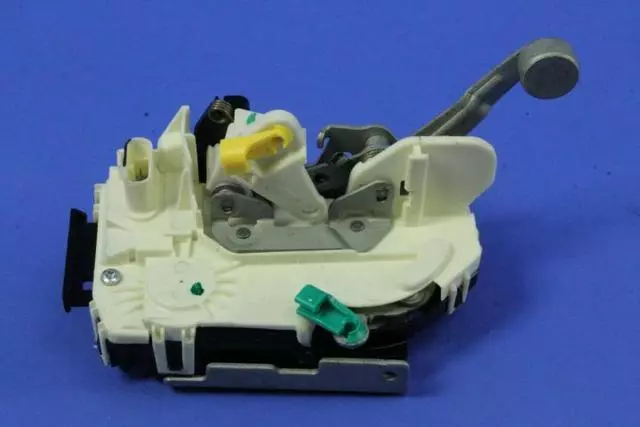 4589466AG - : DOOR LATCH PASSENGER SIDE JEEP LIBERTY for Mopar Image