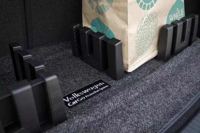 Heavy Duty Trunk Liner And Extended Seat Back - Volkswagen (5NL-061-166-B-469)