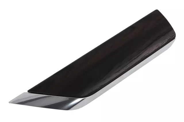 84002470 - Body: Applique for GM Image