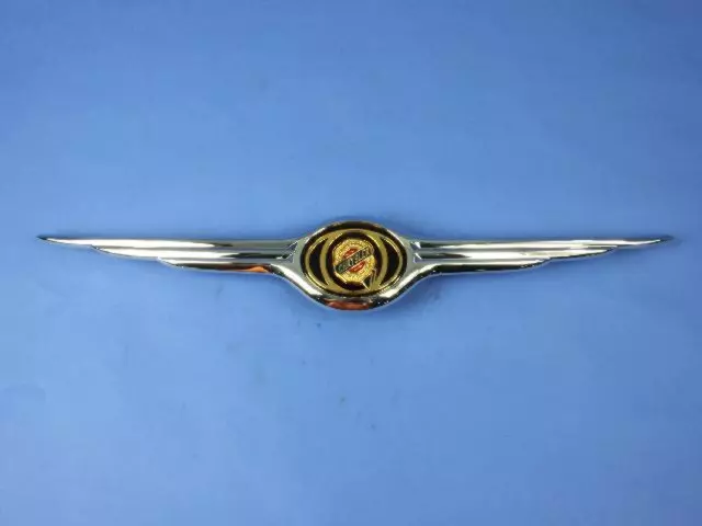 Winged Medallion Plinth - Mopar (4857406AA)