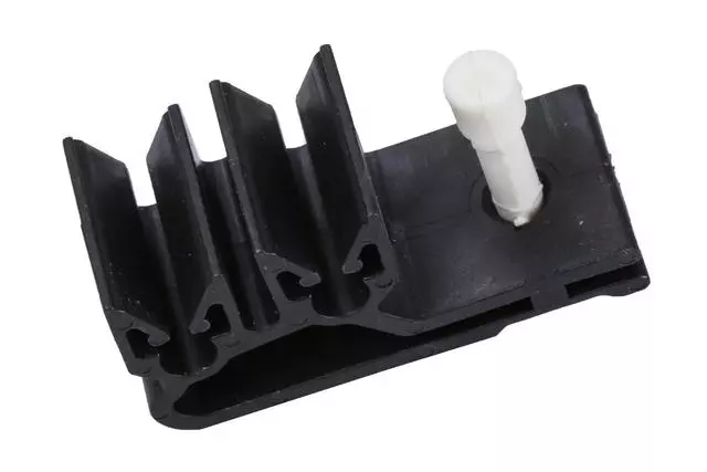 Brake Pipe Retainer - GM (25550311)