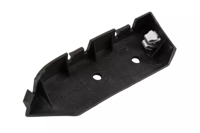 Front Driver Side Bumper Fascia Side Bracket - GM (15827749)