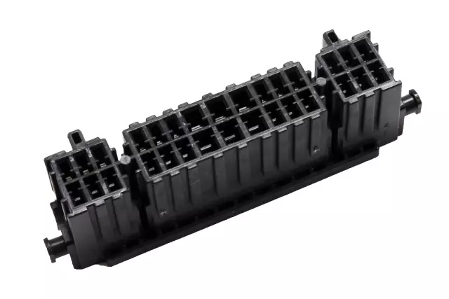 15304908 - Electrical: Connector for GM Image