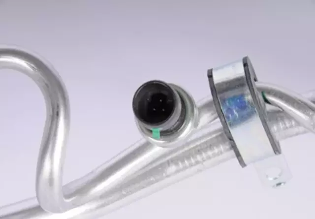23400788 - HVAC: Air Conditioning Evaporator Thermal Expansion Valve Hose/Line for ACDelco Image