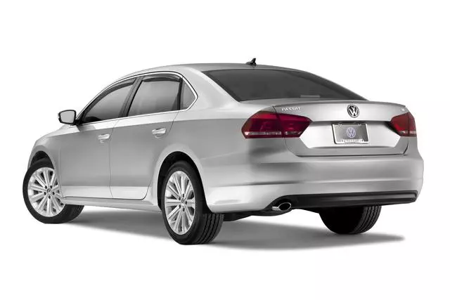 2012-2019 Volkswagen Passat - Rear Lip Spoiler - Primer - Volkswagen (561-071-641-GRU)