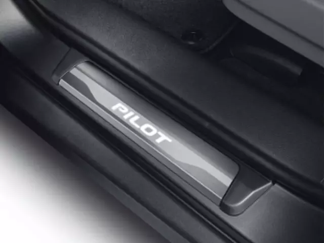 8E12TG7100A - Exterior: 2019-2022 Honda Pilot - Door Sill Trim Illuminated White for Honda: Pilot Image