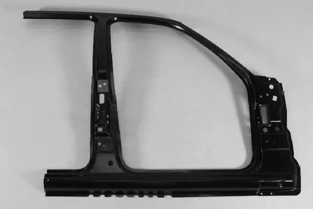55176962AG - Body Sheet Metal Except Doors: Body Side Aperture, Right for Jeep: Liberty Image