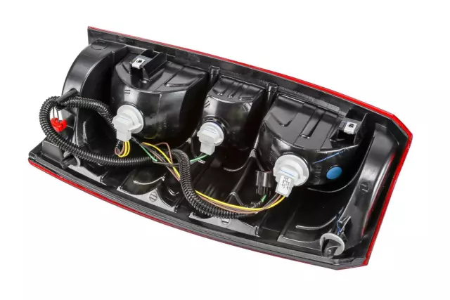 Driver Side Tail Lamp Assembly - GM (22739263)