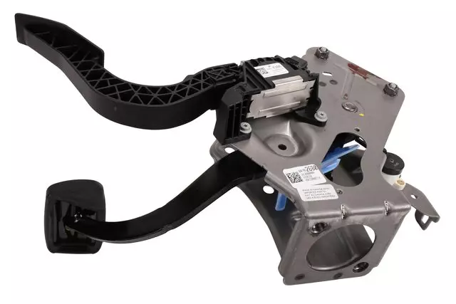84782680 - : Brake and Accelerator Pedal for Cadillac: XT5 Image