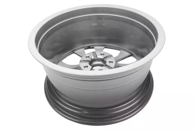 18x9-Inch Aluminum Rear Wheel - GM (23243332)