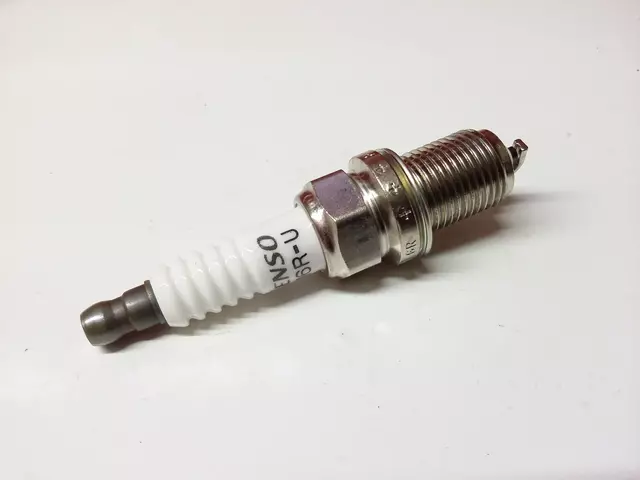 9091901176 - : Spark Plug for Lexus: LX450 Image
