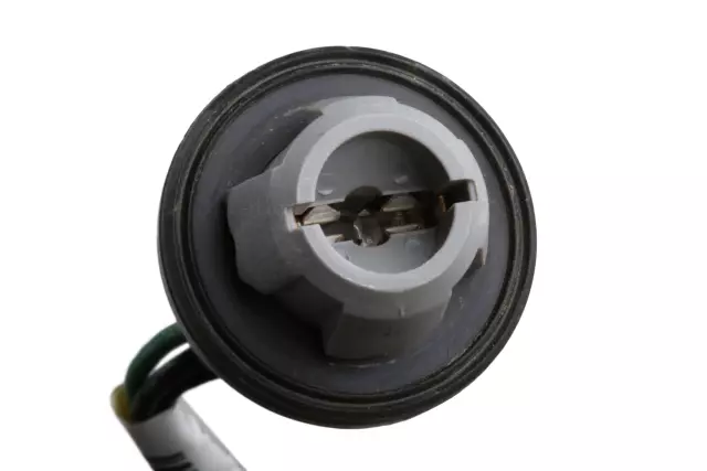 Brake Lamp Wiring Harness - GM (22804031)