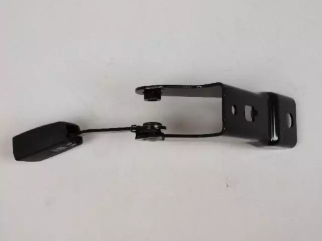 5KQ441DVAA - Restraints: Rear Inner Seat Belt, Right for Dodge: Ram 2500, Ram 3500 | Ram: 2500, 3500 Image
