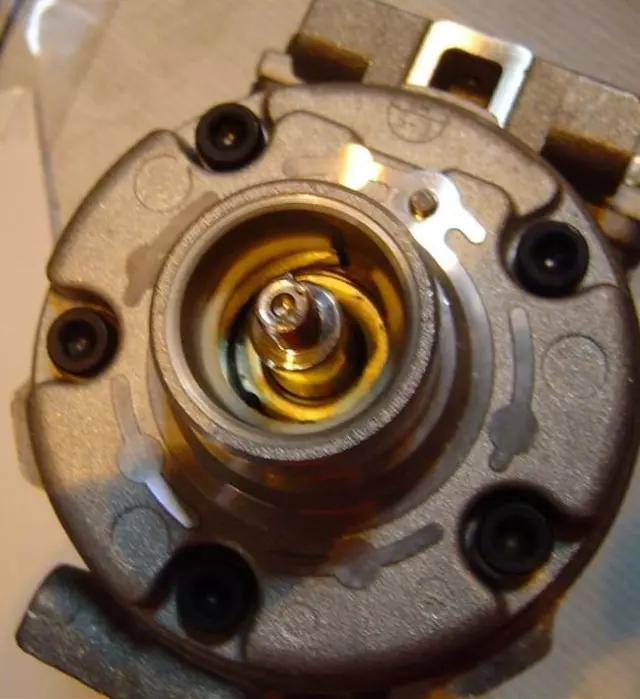 Compressor Assembly - Toyota (88320-01011-84)