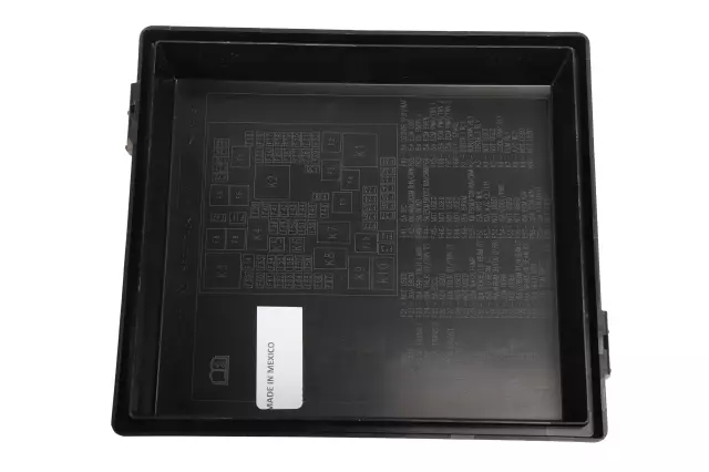 Part# 84412917 Engine Wiring Harness Fuse Block Cover - GM (84412917)