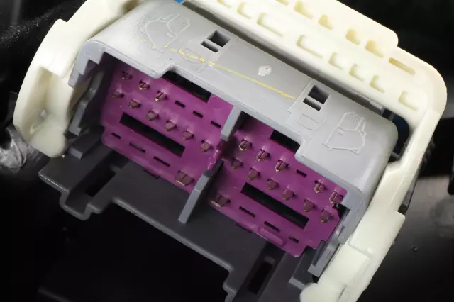 Black Front Driver Side Door Trim - GM (84321220)