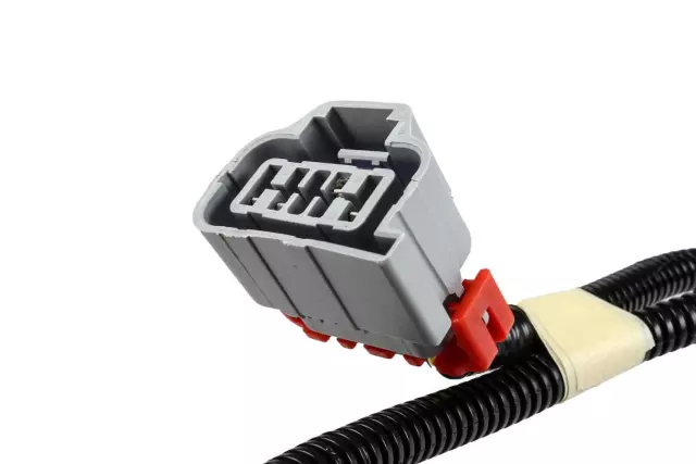 20840271 - : Driver Side Tail Lamp Assembly for Chevrolet: Silverado 1500, Silverado 2500 HD, Silverado 3500 HD | GMC: Sierra 1500, Sierra 2500 HD, Sierra 3500 HD Image