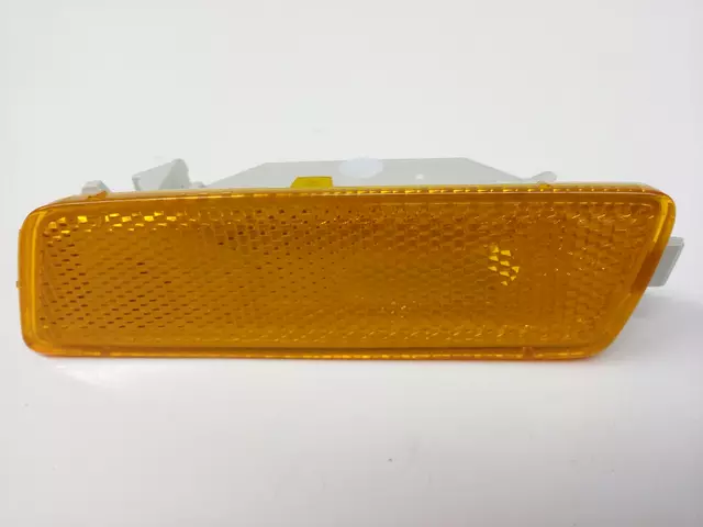 1K5945071A - : Side Marker Lamp for Volkswagen Image