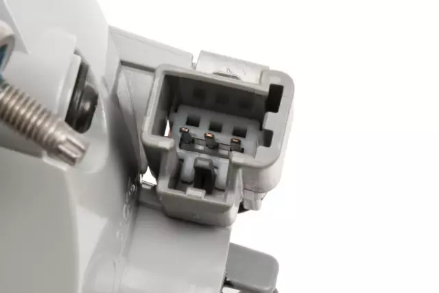 Part# 84075816 Rear Driver Side Combination Lamp - GM (84075816)