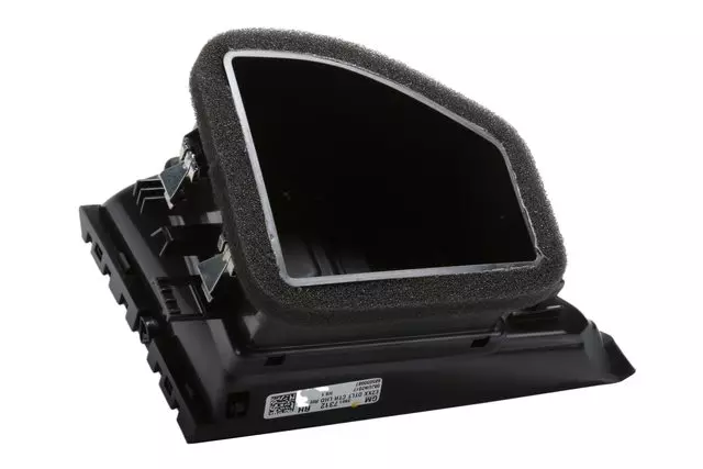 Jet Black Passenger Side Instrument Panel Center Air Outlet - GM (39017312)