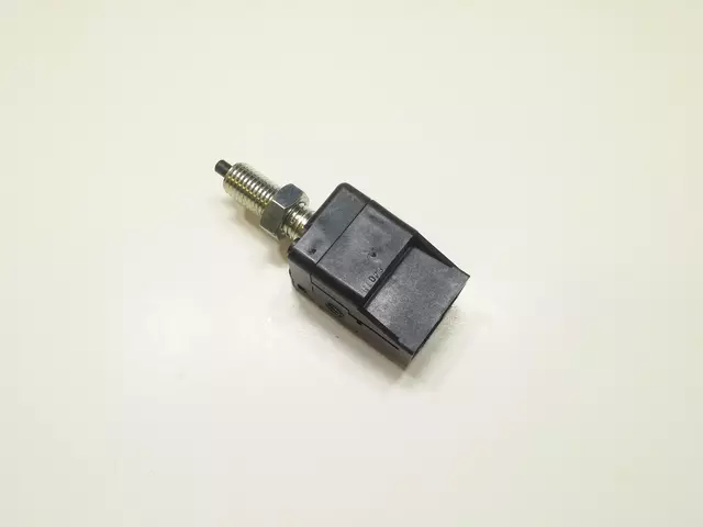 Stoplamp Switch - Subaru (83370AA001)