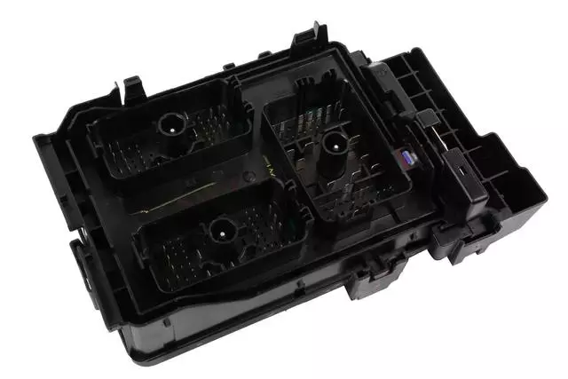 Engine Wiring Harness Junction Block - GM (84974743)