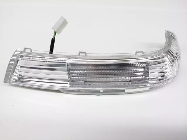 7L6949102B - : Signal Lamp for Volkswagen: Touareg Image