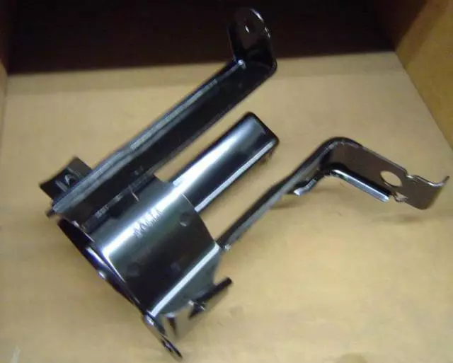 8847208010 - HVAC: Dehydrator Bracket for Toyota: Sienna Image