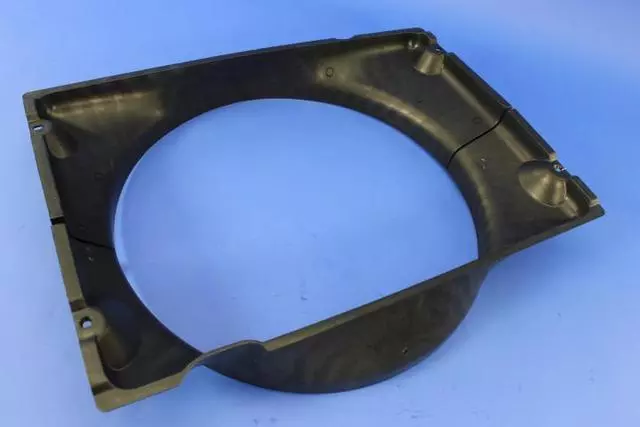 52028584AD - Cooling System: Shroud for Dodge: B1500, B2500, B3500, Ram 1500 Van, Ram 2500 Van, Ram 3500 Van Image