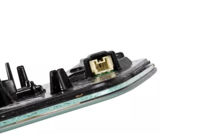 23121712 - Body: Mirror Glass for Chevrolet: Equinox | GMC: Terrain Image