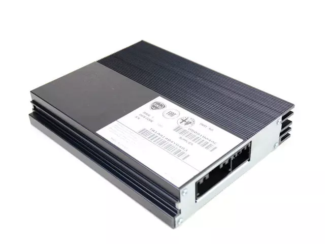 Amplifier - Mopar (05091804AE)