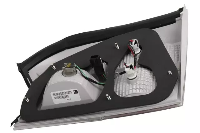 Tail Lamp on LiftGate - GM (20987300)