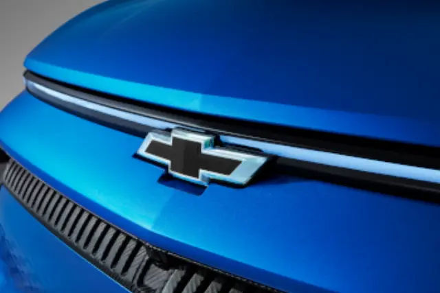 85026149 - Exterior: Illuminated Bow-Tie Emblem for Chevrolet: Equinox EV Image