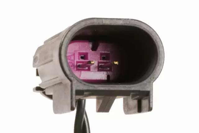 Diesel Emissions Fluid (DEF) Exhaust Front Pipe Injector Supply Pipe - GM (20972739)