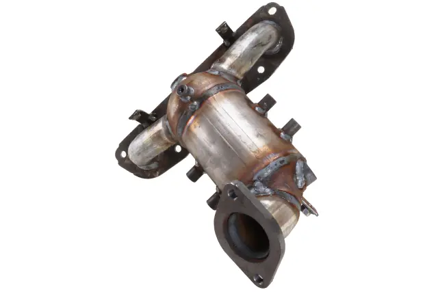 Federal / EPA Catalytic Converter - Direct Fit w/ Integrated Manifold - AP Exhaust (641618)
