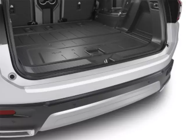 8P48T90100 - : Rear Bumper Applique for Honda: Pilot Image