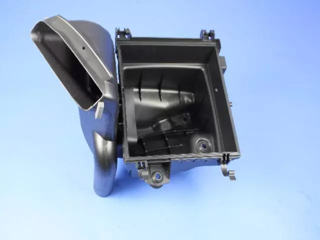 68084276AA - : Air Cleaner Body for Dodge: Durango | Jeep: Grand Cherokee, Grand Cherokee WK Image