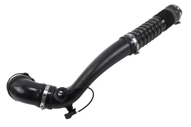 Charge Air Cooler Outlet Air Hose - GM (84343023)