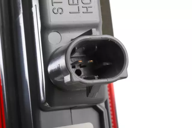 Part# 23250071 Primed Rear End Spoiler - GM (23250071)