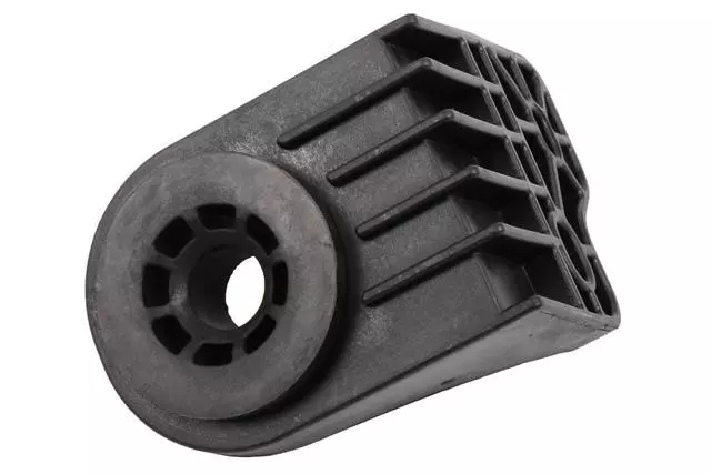 Passenger Side Radiator Upper Bracket - GM (84172434)