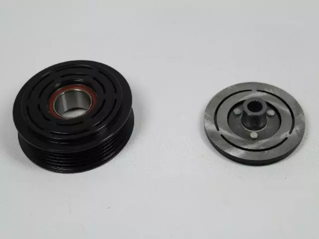 A/C Compressor Pulley Hub Kit - Mopar (68091785AA)