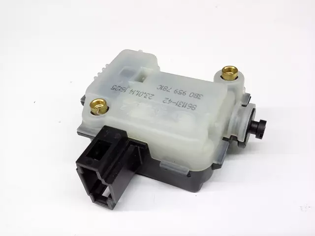 7L6959781 - Body: Actuator for Volkswagen: Beetle, Jetta, Passat, Touareg Image