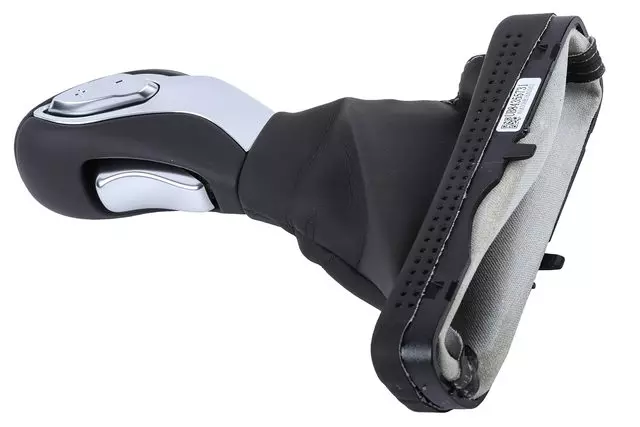 Jet Black Automatic Transmission Control Lever Knob - GM (84355731)