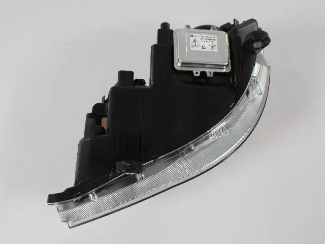 Headlamp Park And Turn Lamp, Right - Mopar (5113334AF)
