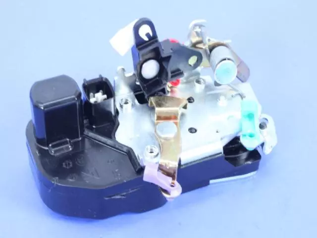 5067136AF - Doors, Door Mirrors and Related Parts: Front Door Latch, Right for Chrysler: PT Cruiser Image