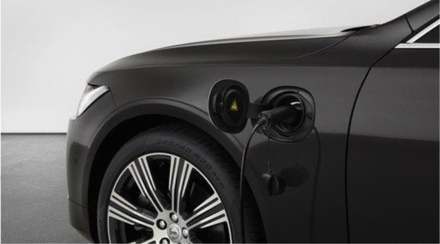 32257794 - Electrical: Charging Cable (23 Feet) 16 Amp for Volvo Image